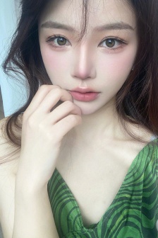 韩风九个未婚妻的身份